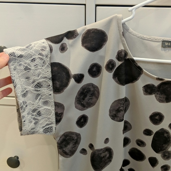 Statement Top - Picture 8 of 8